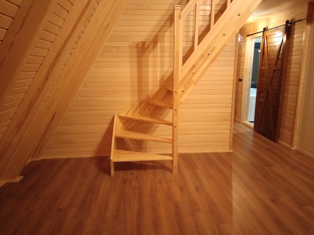 Üçgen bungalov ev loft kat merdiveni (model 0026)